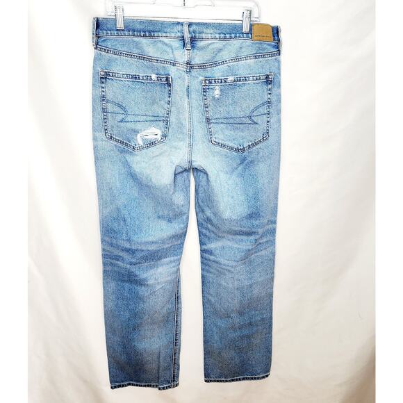 American Eagle Low Rise Baggy Straight Leg Light Wash Distressed Women's Jeans - Picture 2 of 15